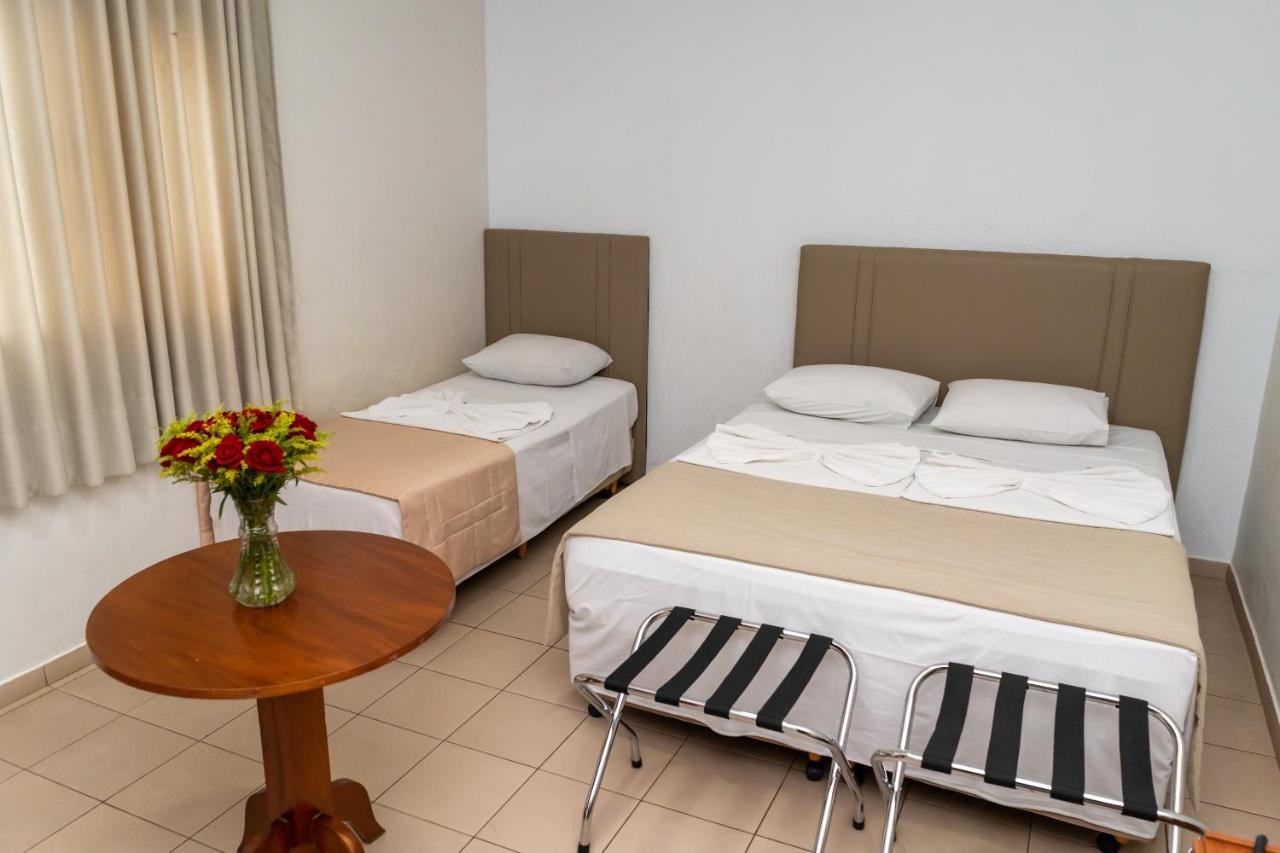 Bandeirantes Hotel Куяба Екстер'єр фото