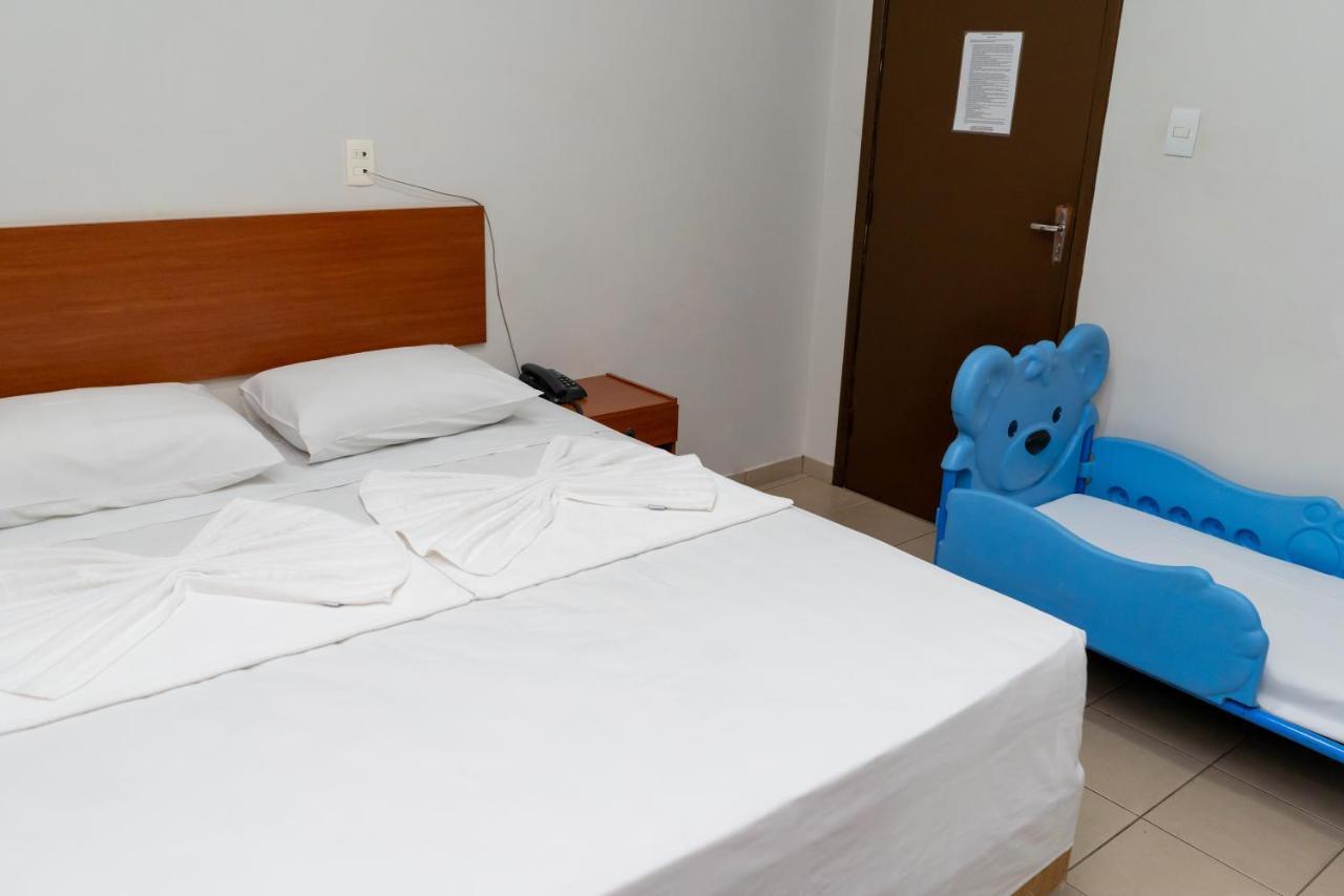 Bandeirantes Hotel Куяба Екстер'єр фото