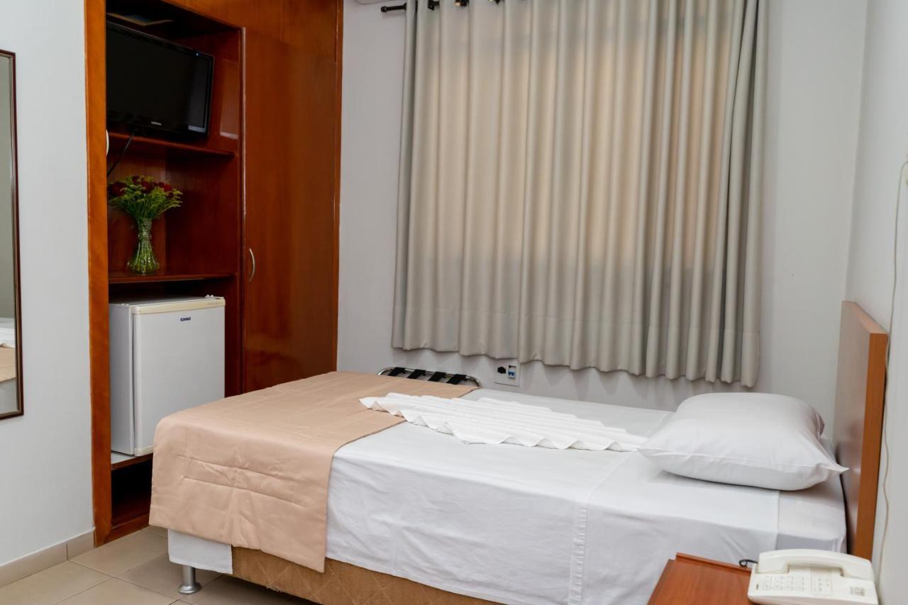 Bandeirantes Hotel Куяба Екстер'єр фото